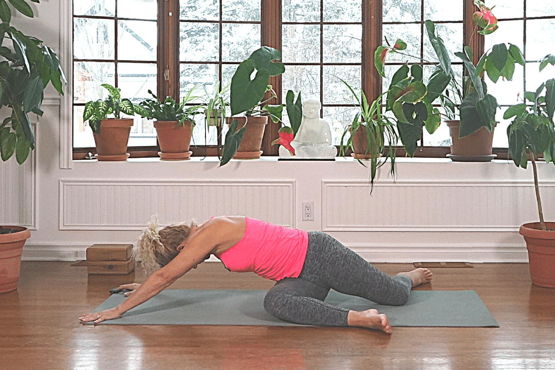 Yoga postural : corrigez votre posture pour un corps aligné et équilibré.